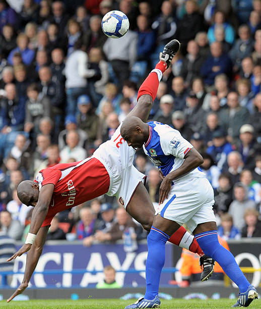 时并不畏手 时并不畏手